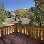 Glacier Court 1824 A