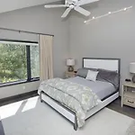 Glacier Court 1824 A