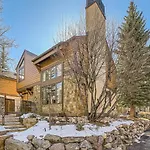 16 Riverbend Townhouse