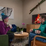 Lift House Lodge, Close To Gondola, Premium Studio Condo