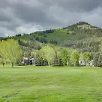 Eagle-Vail Hideaway With Golf, Ski, And More!