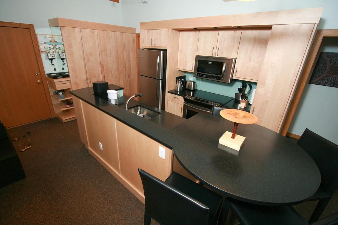 Mill Creek Court By Realty Apartment *