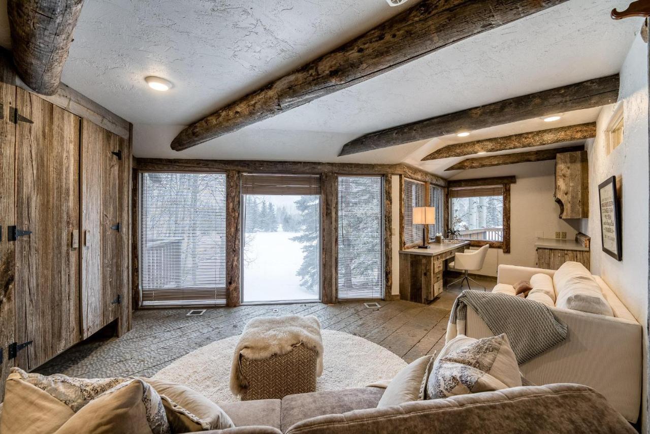 998 Ptarmigan Road Holiday home *
