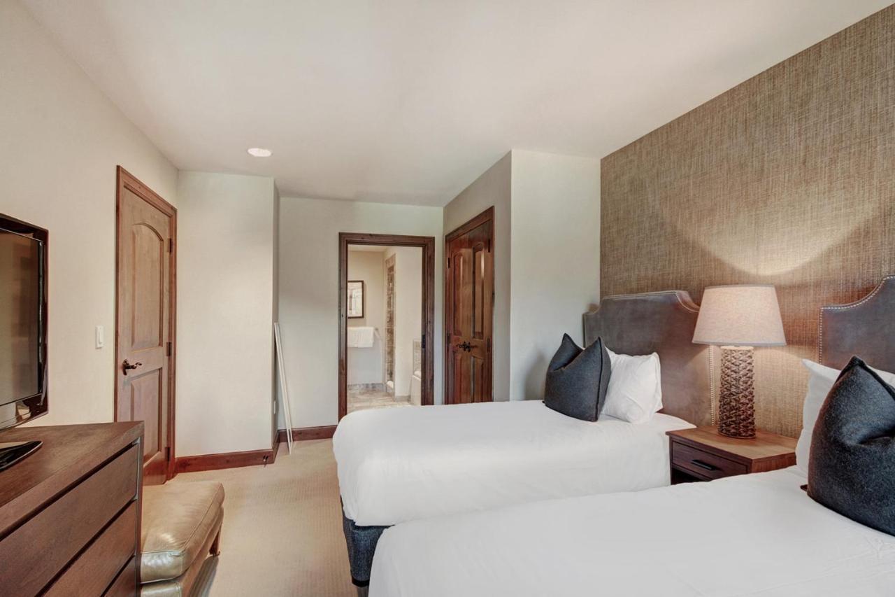 Apartment 2br At The Ritz-carlton With Valley View Vail