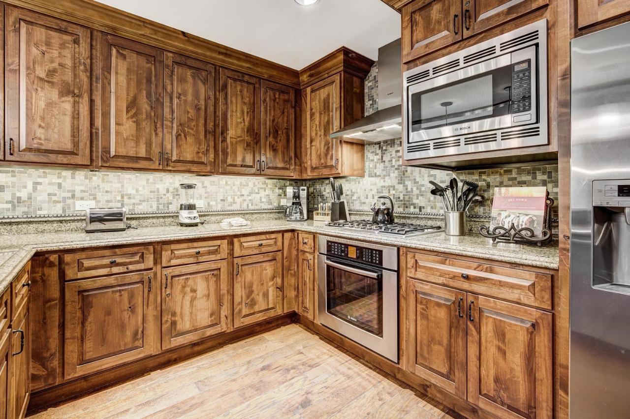 2 Bedroom Ritz-carlton Chic Decor Valley Views Apartment