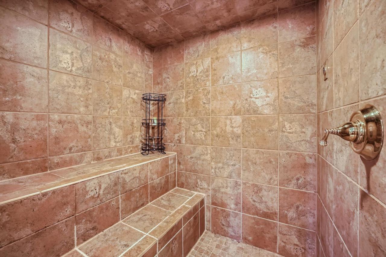 16 Riverbend Townhouse *