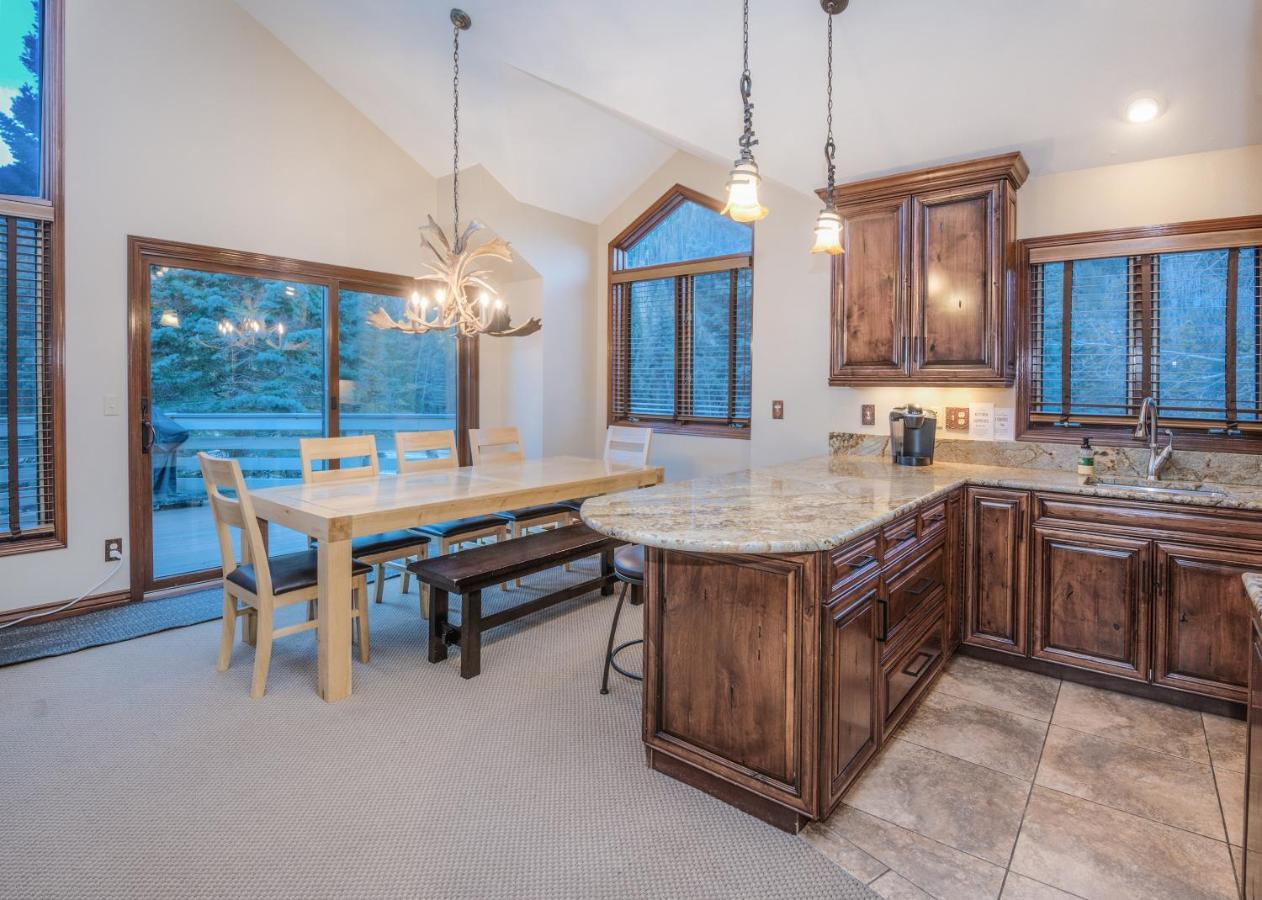 4515 Bighorn Rd, Unit A * Vail