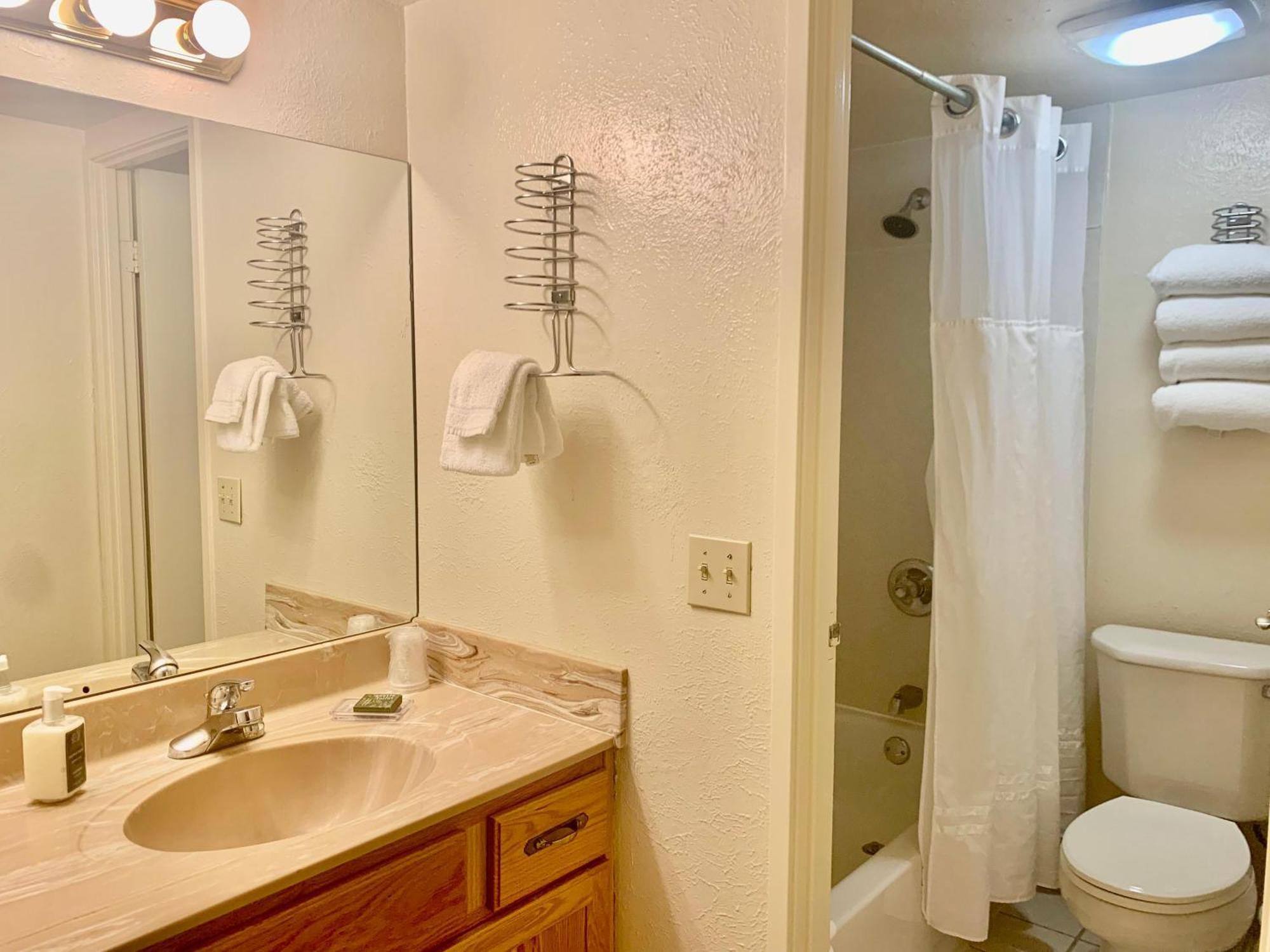 Lift House Lodge, Lionshead Condo, Walk To Gondola * Vail