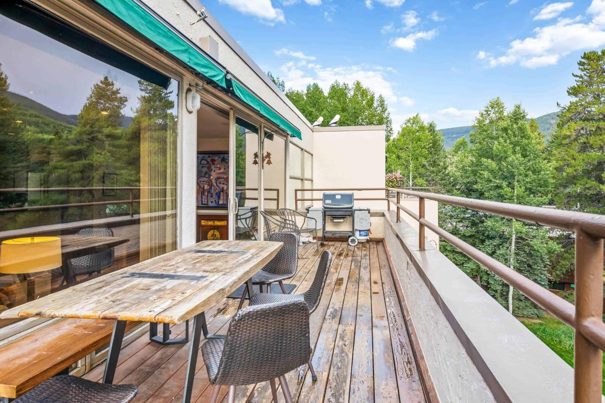 Apartment At Lionshead 11