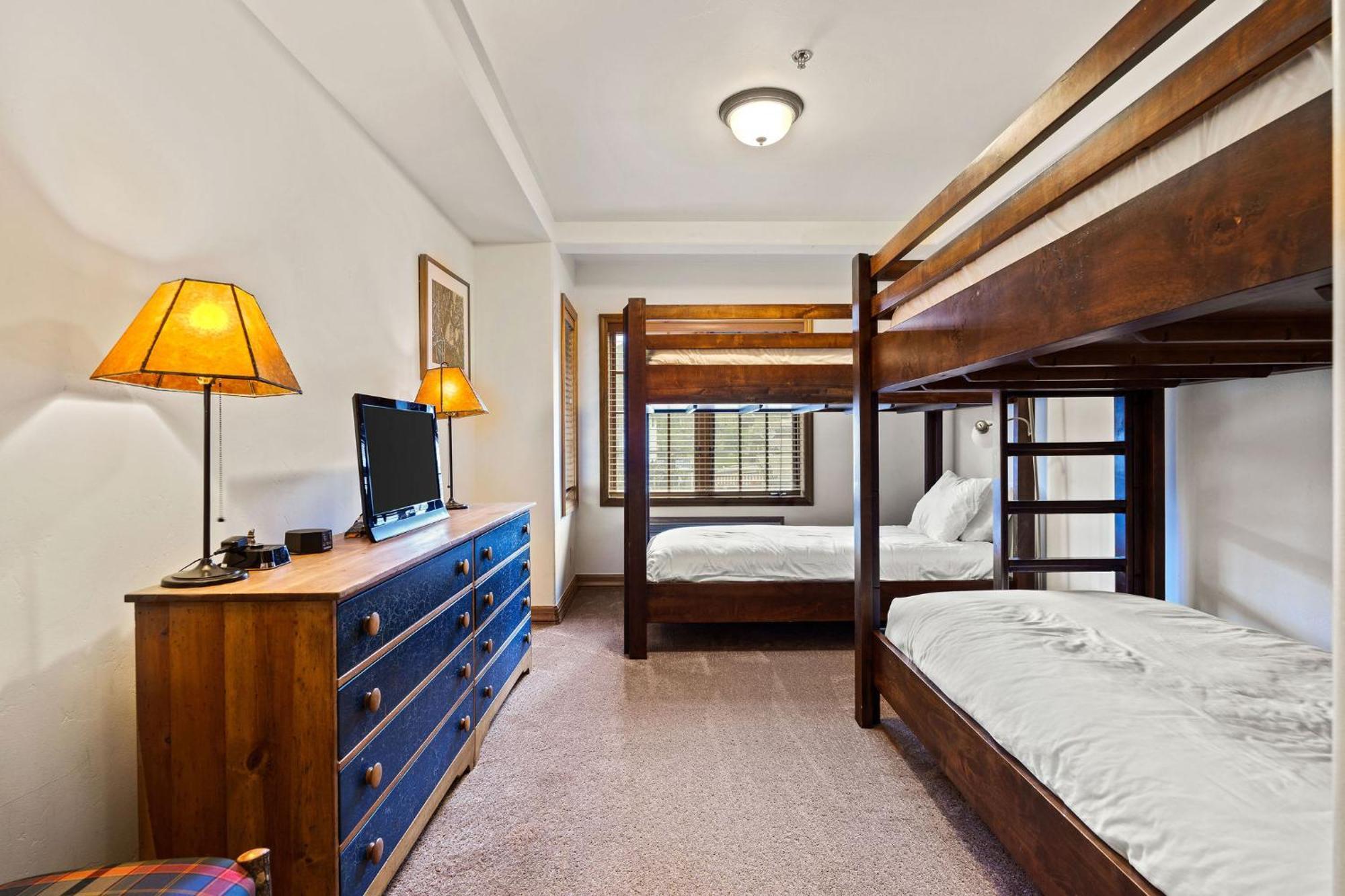 Bridge Street - Unit 201 Holiday home *