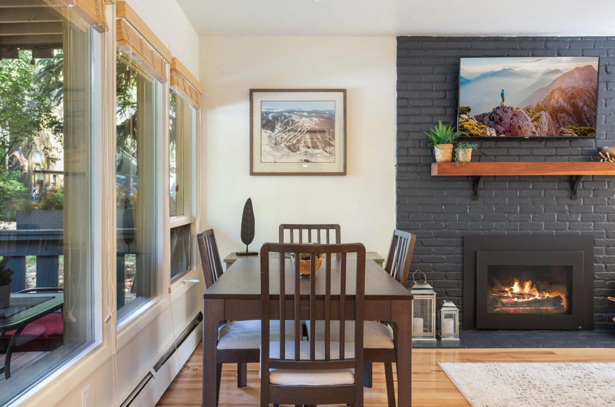 Cozy With Fireplace Close To Lifts Apartment Vail