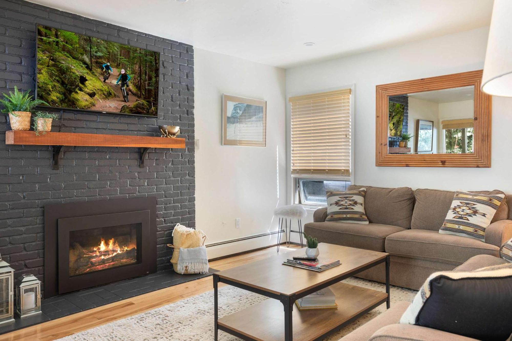 Apartment Cozy With Fireplace Close To Lifts *