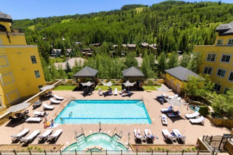 The Ritz-carlton Club, 4 Bedroom Luxury Apartment