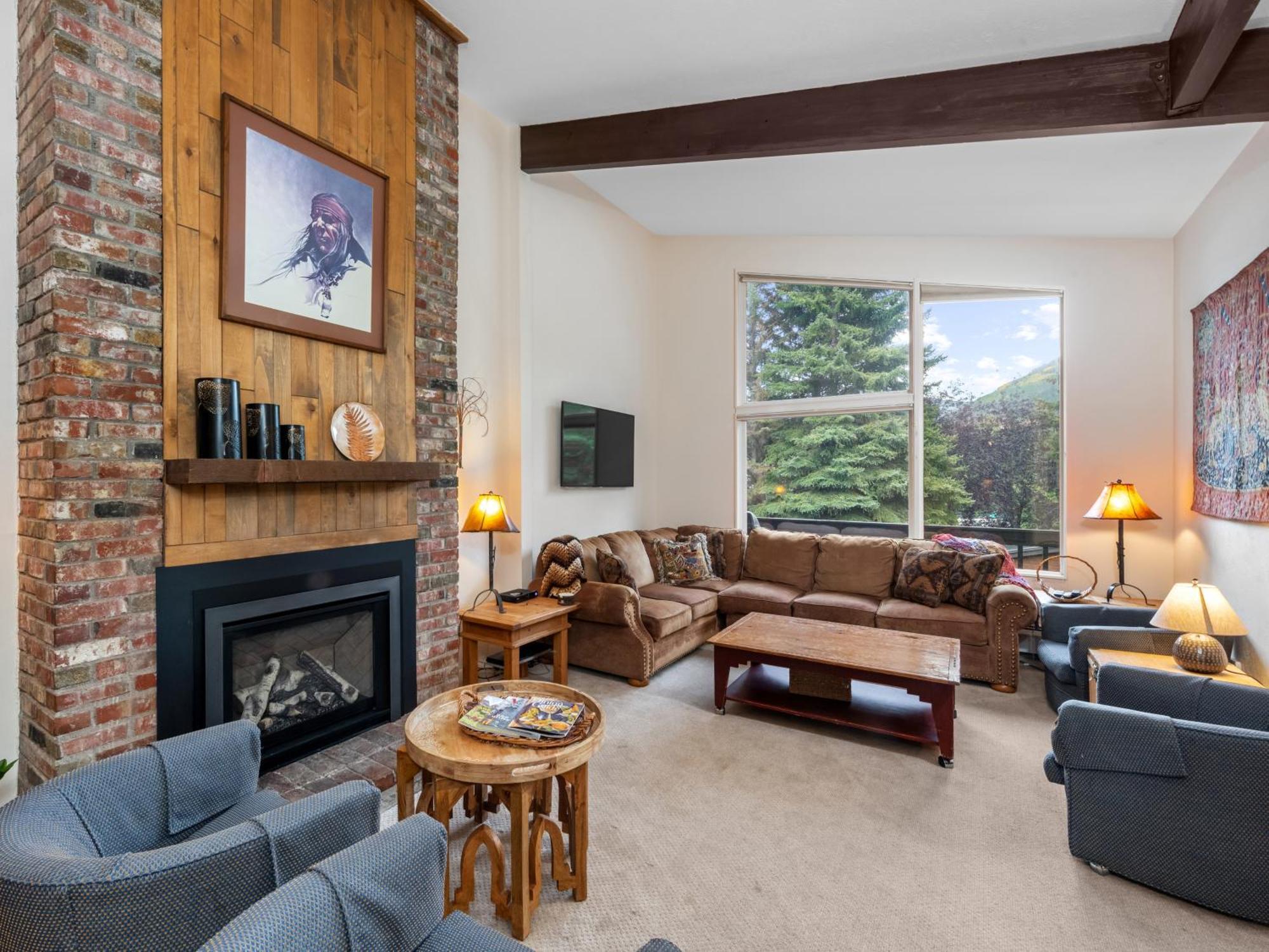 Christiania Condominiums- Coraltree Collection Apartment Vail