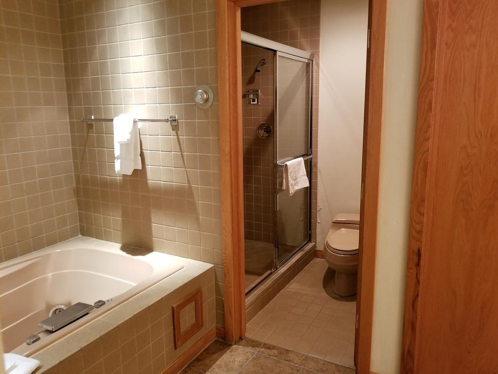 Aparthotel Center Place 3*