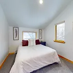 Spruce Way Retreat